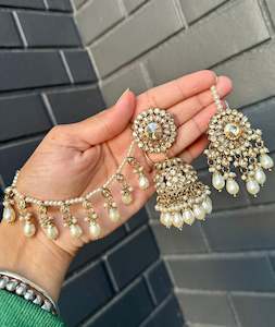 Bahubali jhumka earrings with tikka, Code: E21