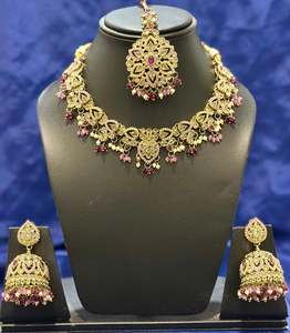 Necklace set with earrings and tikka in polki, Colour: Purple, Code: 083