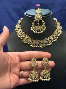 Necklace Sets: Necklace set with earrings and tikka in polki, Colour: Golden, Code: 110