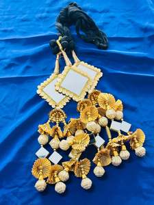 Hair Accessories: Golden coloured paranda, ( Code: 30)