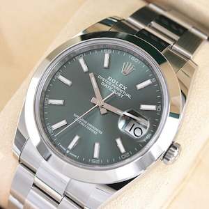 Pre Owned Rolex Watches: Rolex Datejust, 41mm, Automatic, 126300 (Off-shore item)