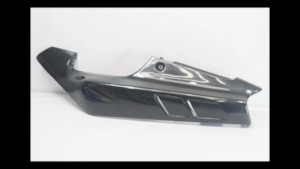 Suzuki RGV250 VJ22A Tail Cowl – Left Side (OEM)