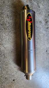 Used Parts 1: Akrapovič Titanium Slip-On Muffler for Kawasaki ZX7R – With Carbon Mount