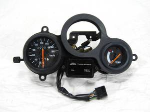 Used Parts In Transit: Genuine Suzuki Meter – RGV250 Gamma / VJ21A | Original Low-KM Speedometer