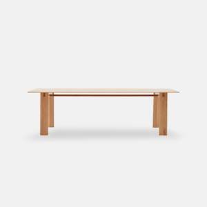 Sandringham Villa: Trace Table