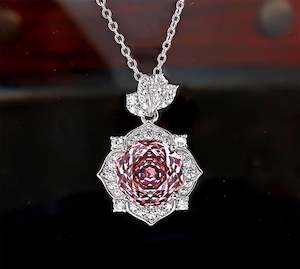 Prestige Jewellery Collection: Millennial Rose Lustre: 4Carat Cubic Zirconia Pendant, 18k White Gold