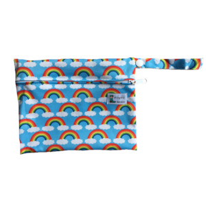 Somewhere over the rainbow (small wet bag)