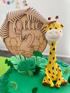 Cake Toppers: Personalized Safari Cake Topper