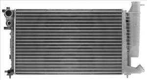 Radiators: RADIATOR PEUGEOT 306 CITROEN XSARA 98> A/P M/T CLIP OUTLET JR4146J