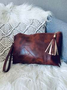 Bags: Tassel decor clutch bag