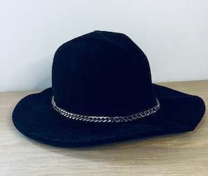 Scarves Hats: Fedora chain detail black hat