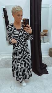So Instyle Yuna print drape wrap dress
