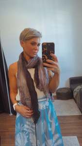Ombre black & grey scarf
