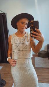 Tops: So Instyle crochet singlet top