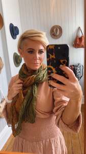 Green Floral Print Crinkle Scarf