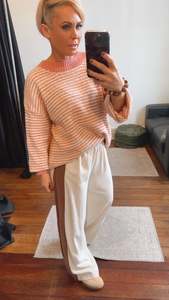 Side Contrast Panel Natural Pants