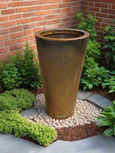 Corten: Tapered Corten Cylinder 900 - Limited edition