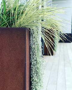 Corten Planters: Corten Column 900