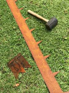 Edging And Modular: Pegs For Corten Garden Edging
