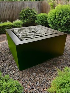 Garden Features: The Hanmer Table Top Water Feature Single Black
