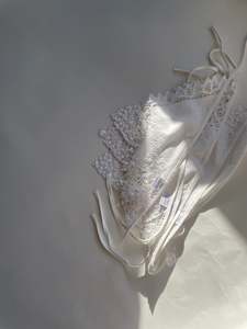 Kids: Girls Vintage Lace Headscarf