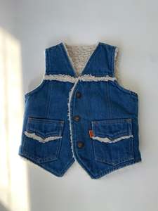 Levi’s boa vest / 18-24m, 2-3Y