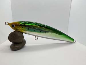 Fish Trippers Village Le Grand Tango 190 Topwater Stickbait Lure Greenback GH Sardini