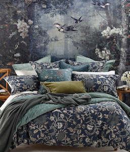 Manchester: M.M Linen Ivy Duvet Set