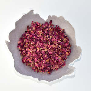 Dried Petals: Organic Red Rose Petals