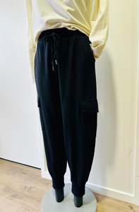 Suzy D: Suzy D Josephine Jersey Cargo Jogger - Black