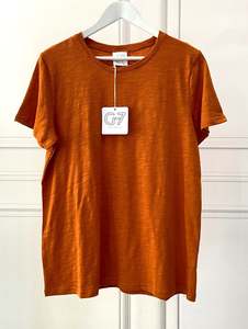 Summer Sale: G7 NELLA TEE - RUST