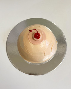 Products: BOOBIE CAKE Tomboy