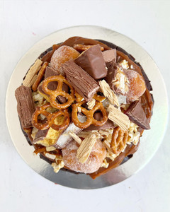 Products: BON BON CAKE Tomboy