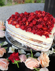 Products: ITALIAN WEDDING CAKE Tomboy