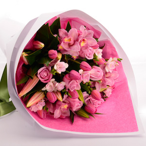 76 100: Florists Choice Pinks