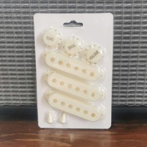 Stratocaster Covers Kit with Pickup Covers & Knobs