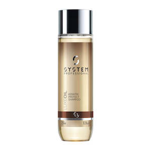 Shampoo: System Professional Luxe Oil Keratin Protect Shampoo 250ml
