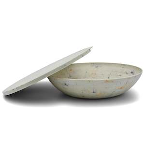 Home And Garden: Serving bowl with a lid | Sand