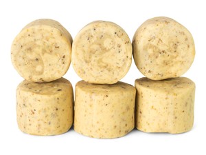 Wild Bird Feed: Mealworm Truffles