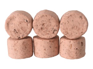 Wild Bird Feed: Bug & Berry Truffles