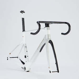 CHAPTER2 - KOKO - TAURIPARIPA (WHITE + GREY)