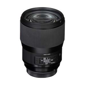Sigma For Sony E: Sigma 135mm f 1.8 DG HSM Art Lens (Sony E)