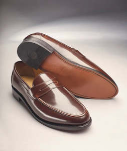 Corporate Executive: BV41 Samuel Windsor Penny Loafer Chestnut Shoe