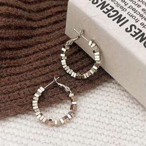 Women's Earrings Flat Brick Chain Design TC223 | TOUCHANDCATCH NZ