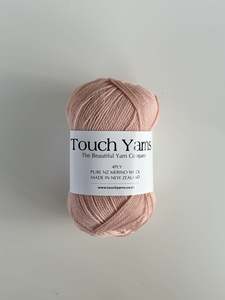 Your Garden: pure merino 4ply - peony - 466