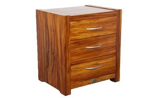 Town & Country Rimu Bedside Cabinet, 3 Drawers