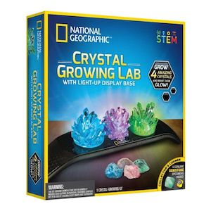 National Geo - Crystal Growing Lab with Light up Display Base