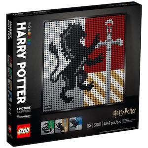 Art: LEGO ART 31201 Harry Potter Hogwarts Crests