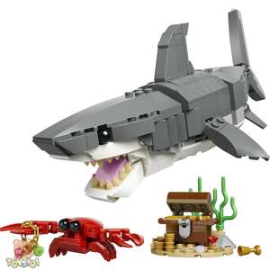 Creator: LEGO Creator 3-In-1 Fierce Shark with a Treasure Chest 31381