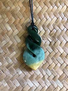 Twist Pendant - Traditional Jade
